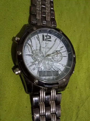 Relogio masculino com defeito