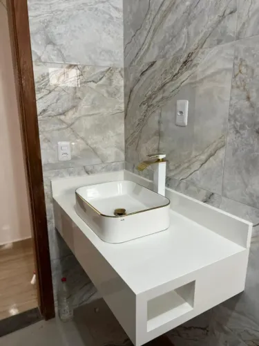 Bancada de Banheiro em Porcelanato Alto Padrão | Sob Medida