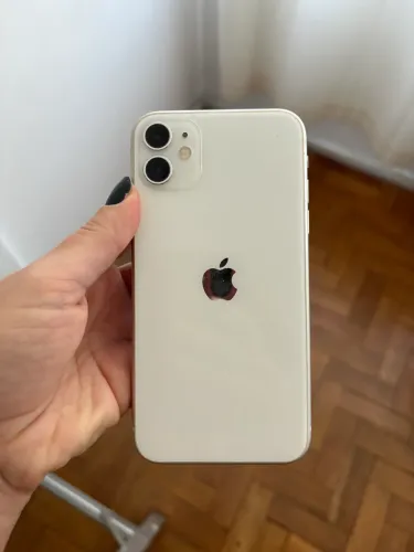 Iphone 11 sem marcas 