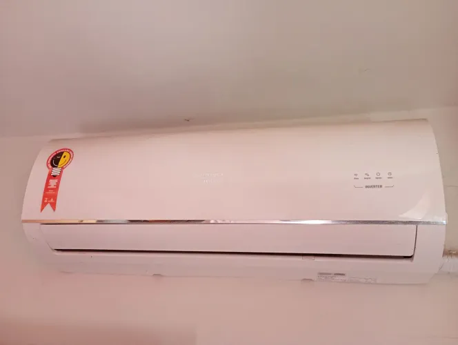 Ar Sprinter Midea inverter