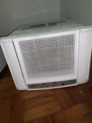 Ar Condicionado cônsul 7000 BTU com Controle