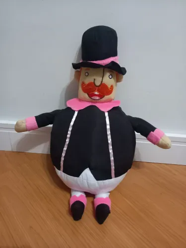 Boneco Bita do Mundo Bita