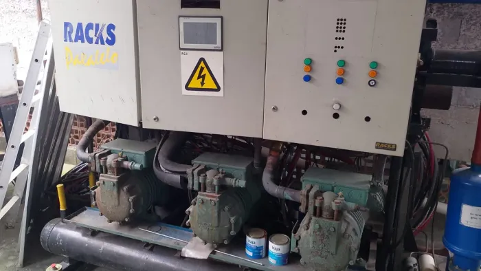 SISTEMA INDUSTRIAL DE ULTRACONGELAMENTO + CÂMARA DE ARMAZENAMENTO - 105 HP