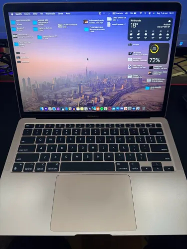 MacBook Air M1