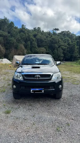 Toyota Hilux CD SRV D4-d 4X4 3.0 TDI Diesel AUT 2011