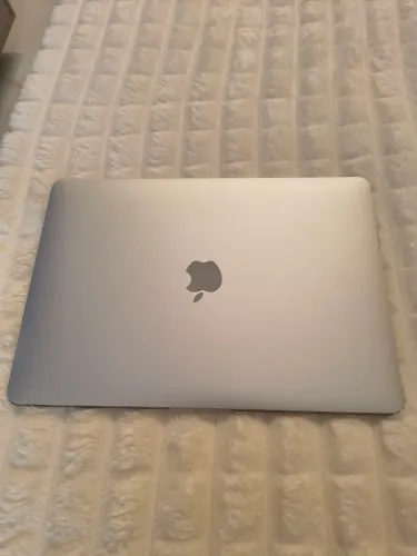 Vendo Mac Book Air 13 muito novo
