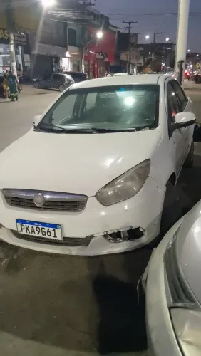 Fiat Grand Siena Essence 1.6 Flex 16V 2016