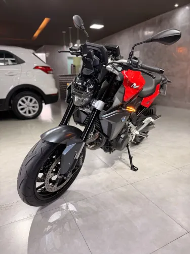 BMW F 900 R Sport Plus