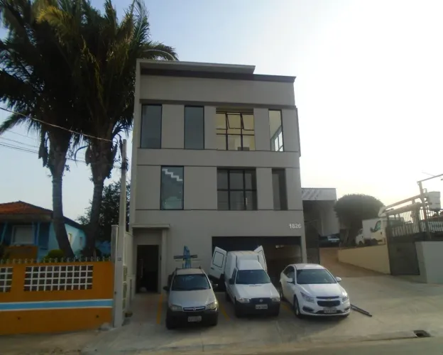 Sala Comercial para Locação no Centro de Itupeva-SP: 1 Sala, 1 Banheiro, 1 Vaga de Garagem