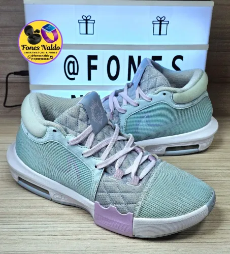 Nike LeBron Witness 8 tamanho 40