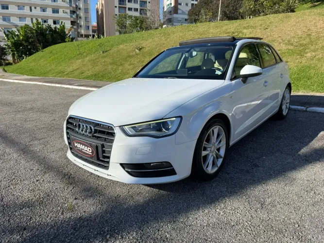 Audi A3 Sportback 1.8 16V TFSI S-tronic 5P 2014