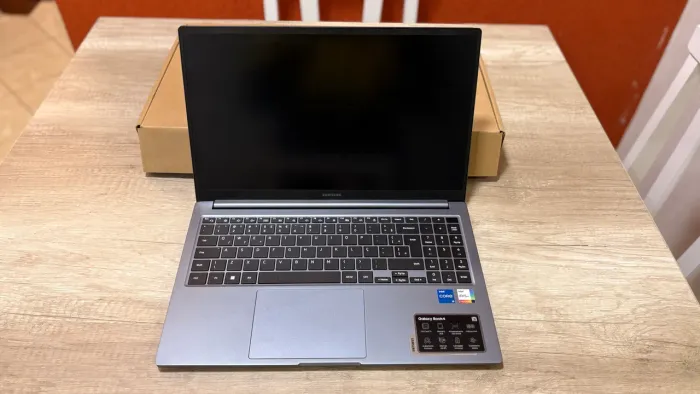 Galaxy Book 4 