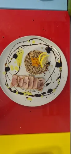 Cozinheiro(a)/ Montagem
