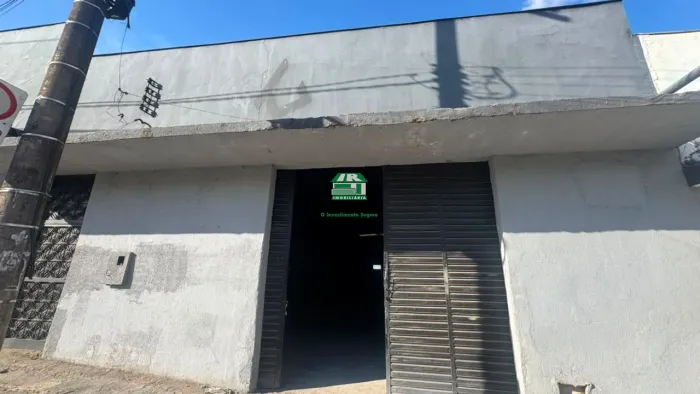 Galpão para Locação 1.300 m² em Excelente Localização de Esquina