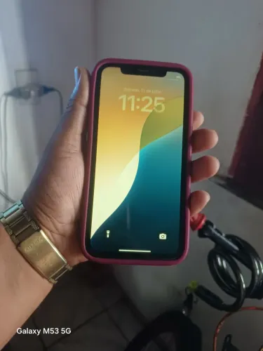 IPHONE XR 128 GB FACE ID FUNCIONANDO, EM ESTADO DE NOVO.