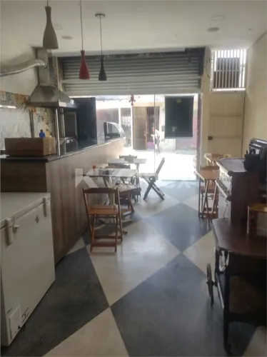 Casa comercial à venda com 256 m² em Jardim Comercial, São Paulo