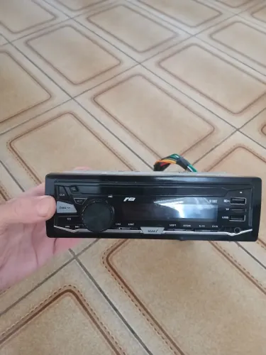 Radio automotivo R8 , USB,BLUETOOTH, NOVO