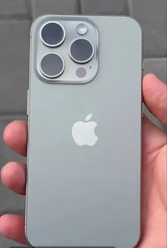Vendo iPhone 15 PRO 256GB