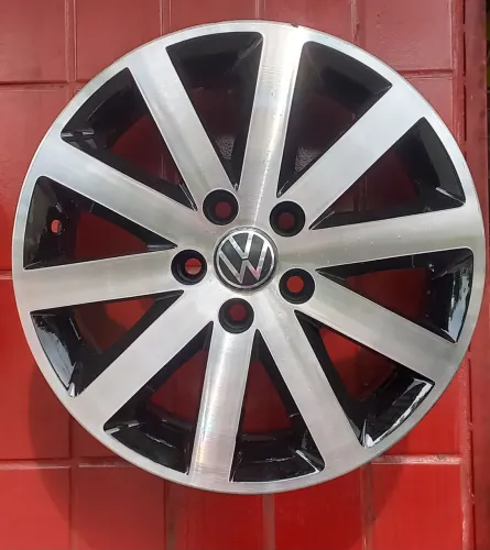 Rodas 15" polo/ Fox usados 