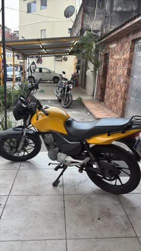 Fan 150 impecável pega e andar 2012/2013 em dia