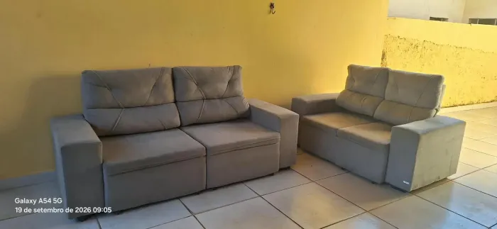Sofá 5 lugares, em perfeito estado.