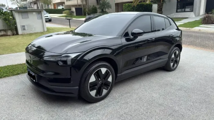 Volvo EX30 E60 Core (elétrico) 2024