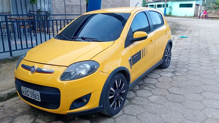 Fiat Palio Sporting 1.6 Flex 16V 5P 2013
