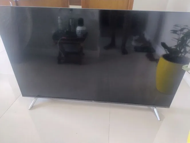 Vendo Tv 50 " com peças originais para quem faz consertos.