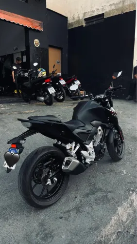 Cb Twister 300 F 2025 / Troco por XRE Bico M 