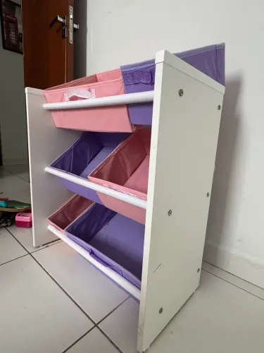 Mini armário para brinquedos ou livros