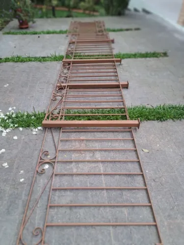 grade metálica para varanda