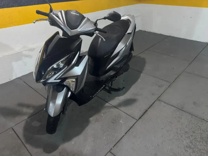 Honda Elite 125 2023/ FAZER 150 2020 BAJAS 200 2025 e CB 300 2010