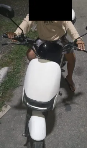Scooter elétrica