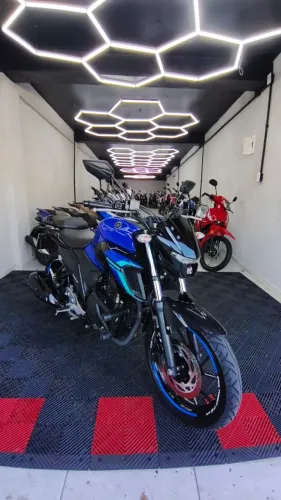 YAMAHA FZ25 ANO 2024