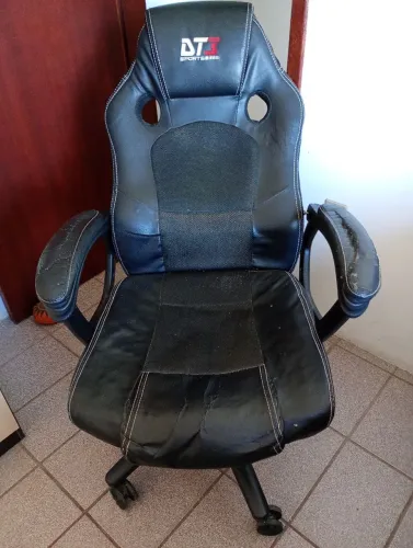 Cadeira Gamer para reformar 