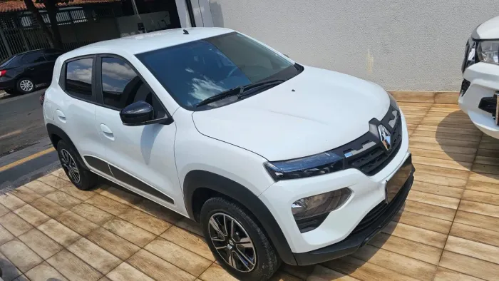 Renault Kwid Intense 1.0 Flex 12V 5P Mec. 2025
