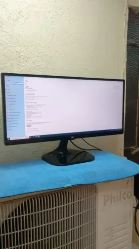 Monitor LG UltraWide de 25 polegadas (Só Venda)