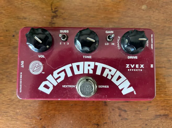 Pedal para guitarra Zvex Distortron