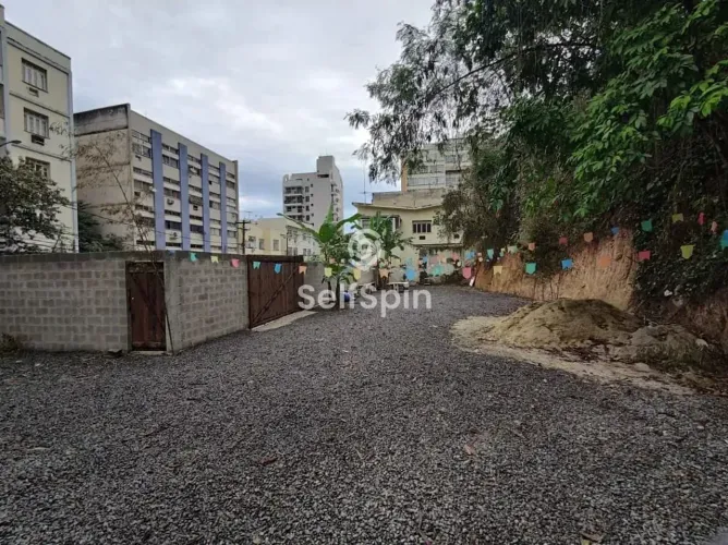 Terreno para alugar - Centro - Niterói/RJ
