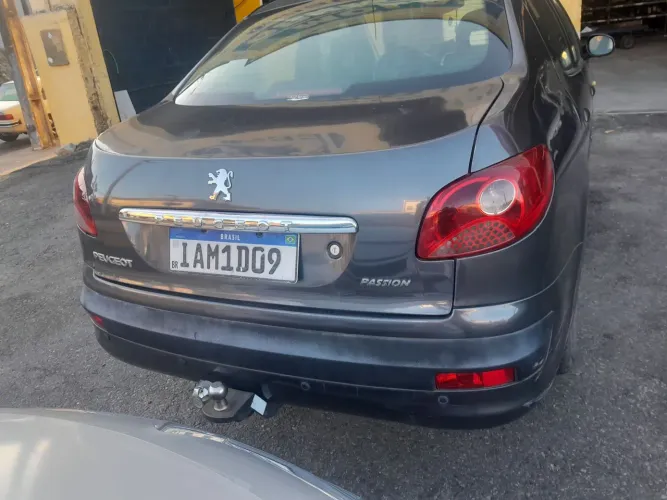 Peugeot 207 Sedan Passion XS 1.6 Flex 16V 4P 2009