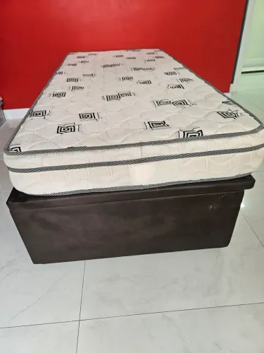 Cama box baú solteiro