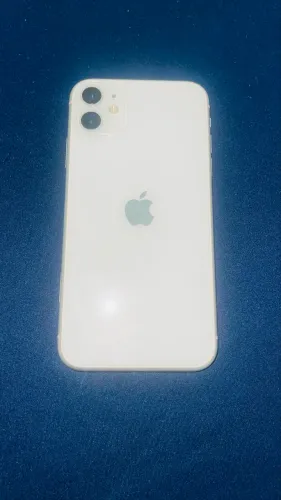 Vendo iPhone Branco 11 64GB