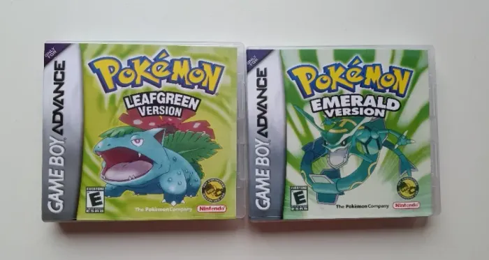 Kit 2 Jogos Pokémon Leaf Green + Jogo Pokémon Emerald - Gba