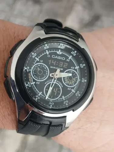 Relógio antigo original CASIO VINTAGE ANADIGI,  belo exemplar de coleção. 