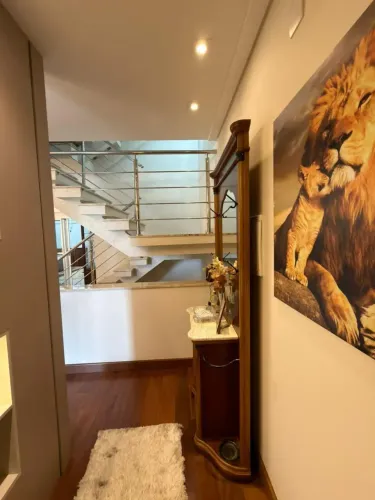 Casa para venda tem 280 metros quadrados com 4 quartos em Pilarzinho - Curitiba - Paraná