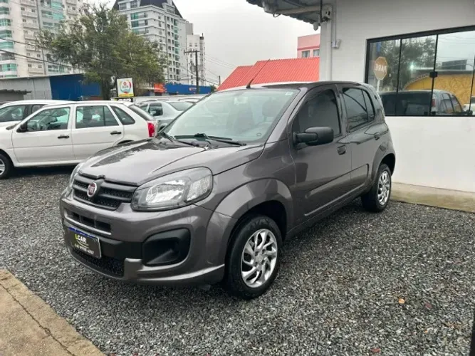 Fiat Uno Attractive 1.0 EVO Fire Flex 8V 5P 2021