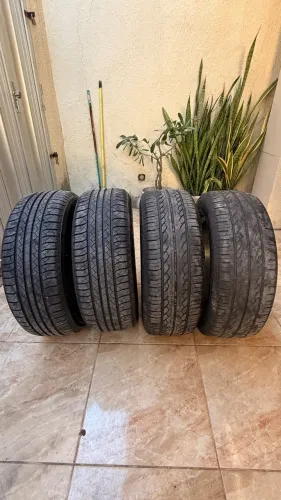 PNEU 235 60 R 16