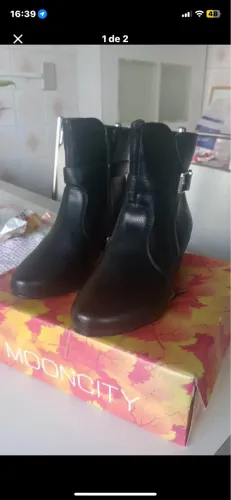 Bota cano curto Mooncity