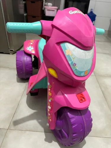 Moto elétrica infantil