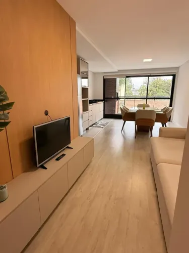 Imóvel para venda tem 73 metros quadrados com 2 quartos em Capão Raso - Curitiba - PR